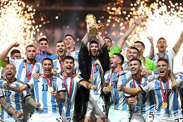 2022世界杯落幕币赢与50亿球迷共同见证梅西荣获大力神杯