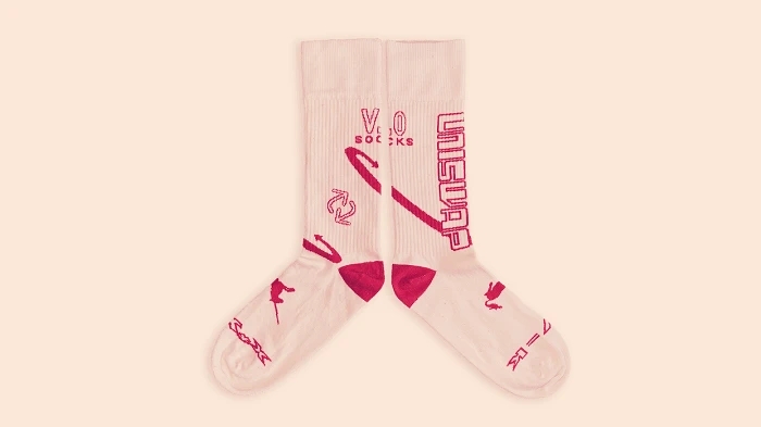 谁想今晚看烧Uniswap创始人臭袜子拍卖直播?