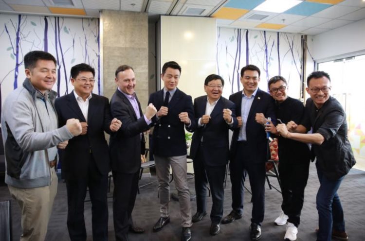 欧阳默博士:中国互联网崛起的见证者与加密领域的十角兽猎人