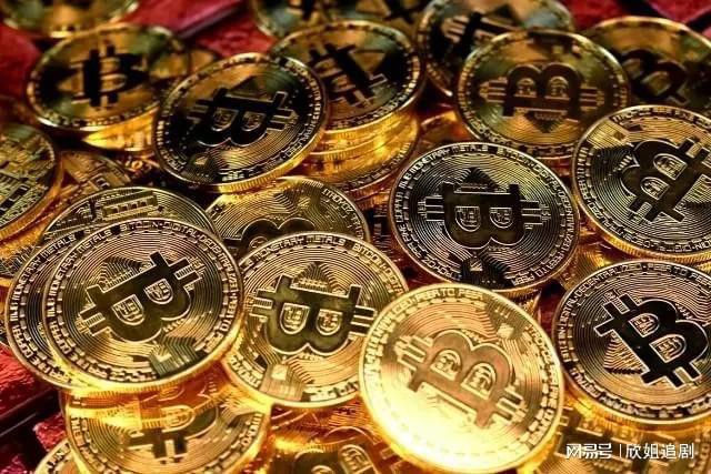 比特币鲸鱼突然在 BTC 中移动超过245000000 美元