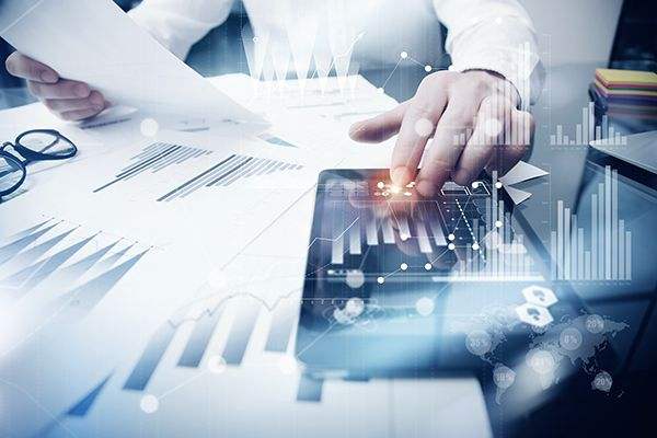 野村东方国际证券和摩根大通证券(中国)有限公司各自拥有 牌照